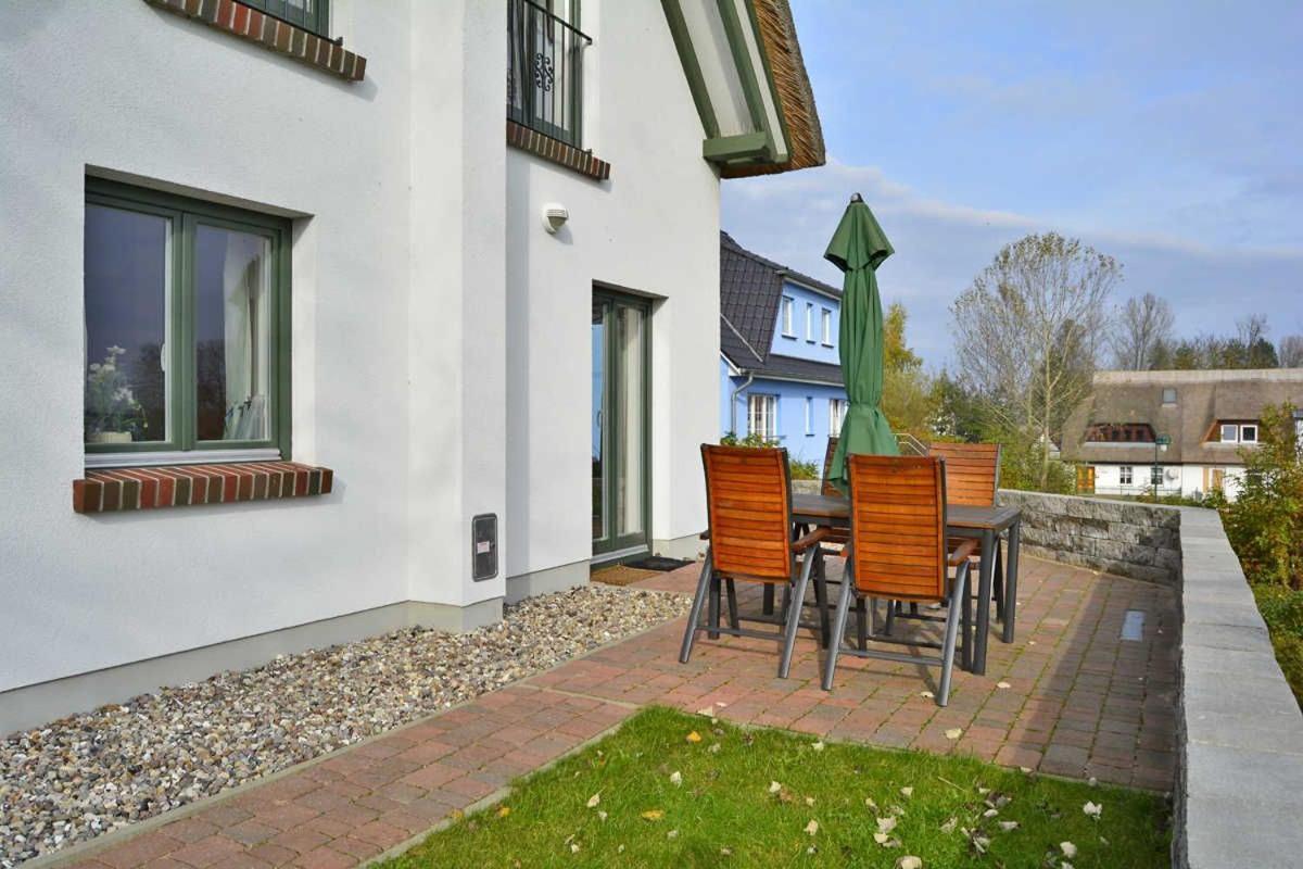 Reetdachhaus Im Fischerdorf Freest Buitenkant foto
